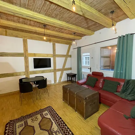 Berliner Fachwerkhaus Naehe Olympiastadion * Berlim