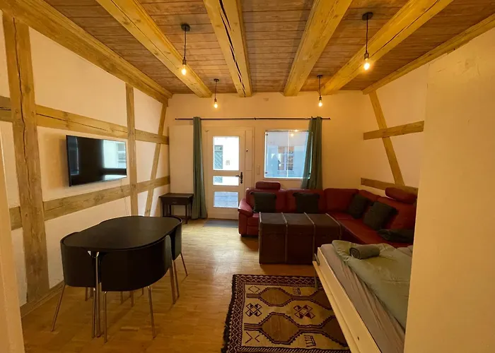 Berliner Fachwerkhaus Naehe Olympiastadion